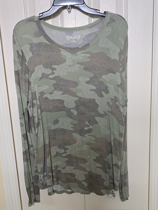 Mudd Tops - Mudd Olive & Taupe Camo Long Sleeve Top